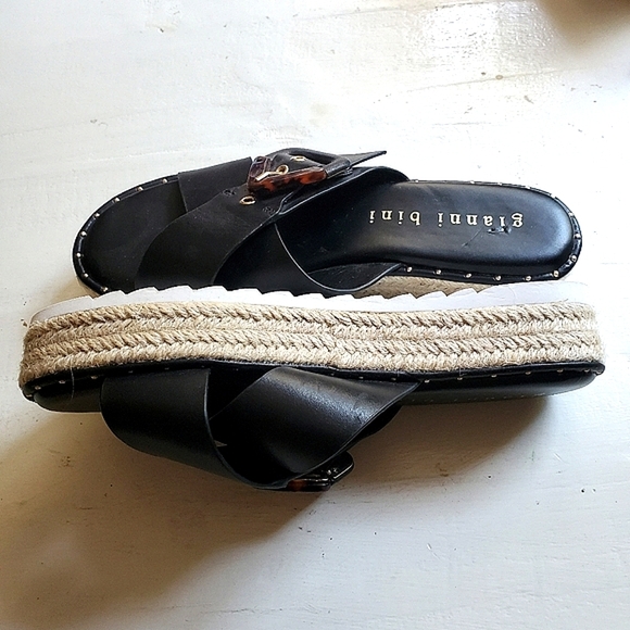 Gianni Bini Sandals Black Leather 8M - Picture 1 of 6